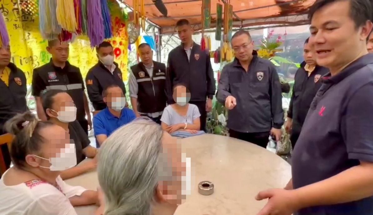 在泰活动中国籍邪教领袖被捕 自称“宇宙之母”兜售“灵丹妙药”