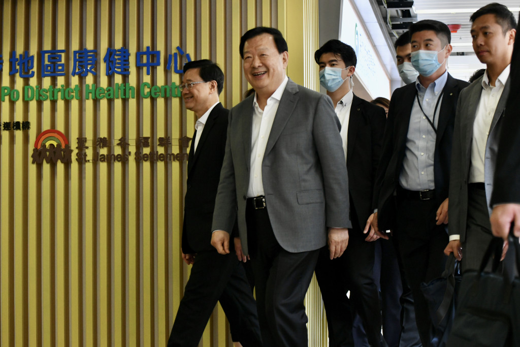 夏宝龙赴港考察批英美 呼吁港人认清形势