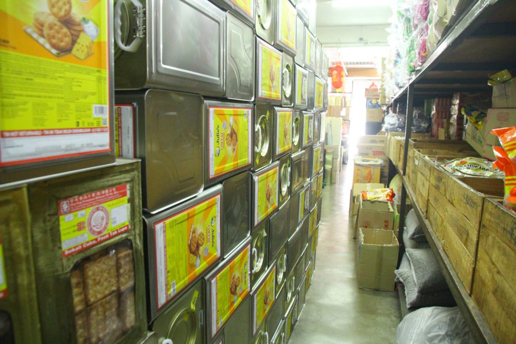 大都会-老就是宝/增江批发饼干与零食店