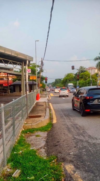 大都会/黄俊昱:沙登临时巴刹问题一框萝