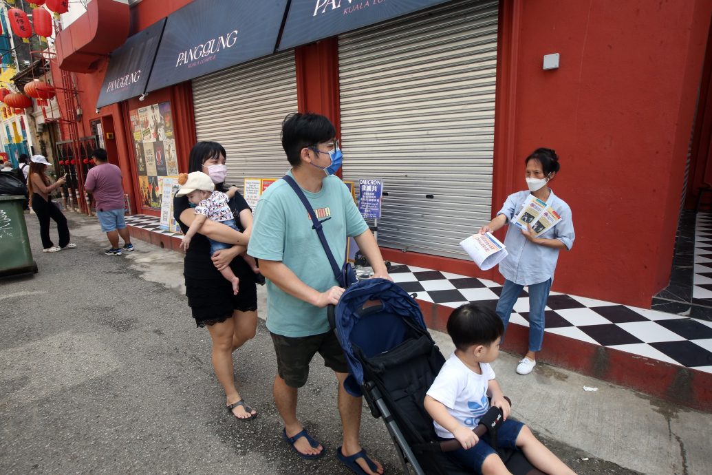 大都会/ME02头/走访鬼仔巷有法轮功人士静坐/7图