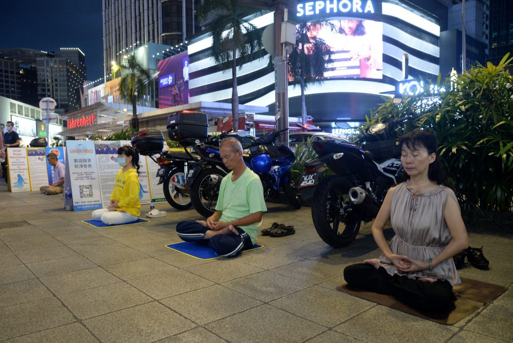 大都会/ME02头/走访鬼仔巷有法轮功人士静坐/7图