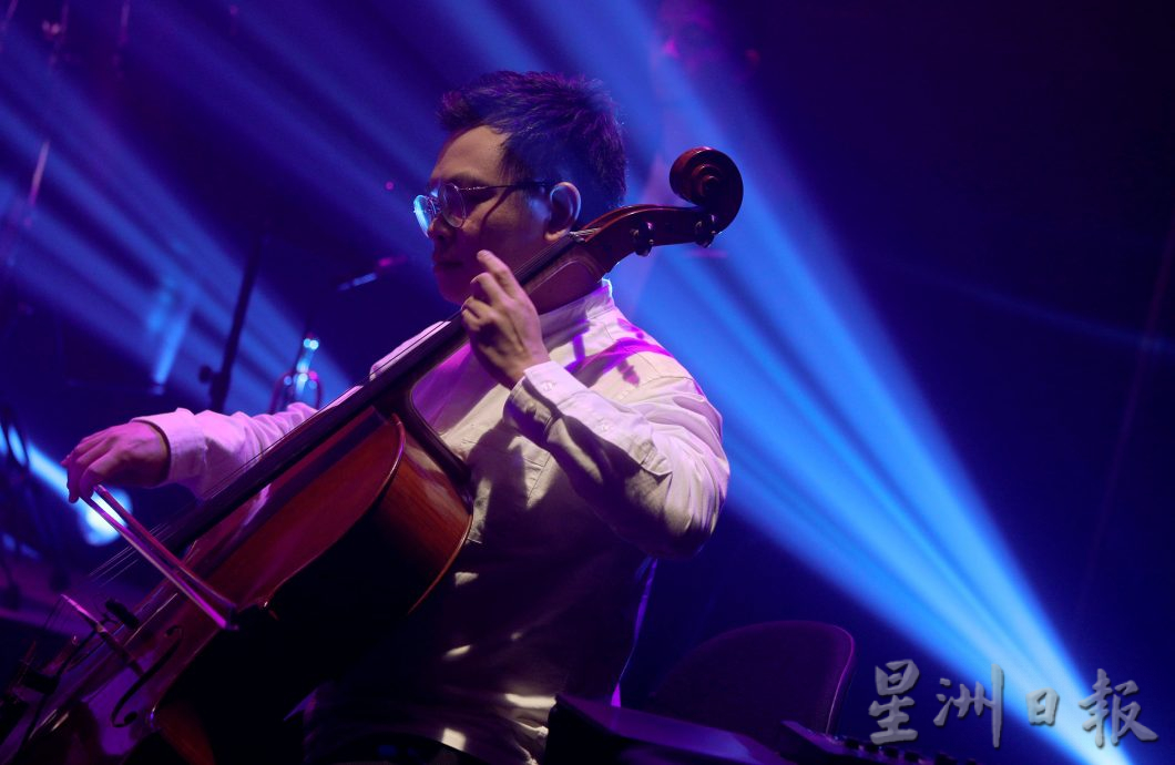 大都会/Ondo! 烁！⼿碟演奏会