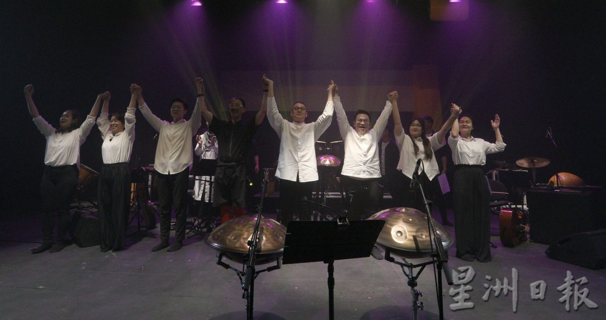 大都会/Ondo! 烁！⼿碟演奏会