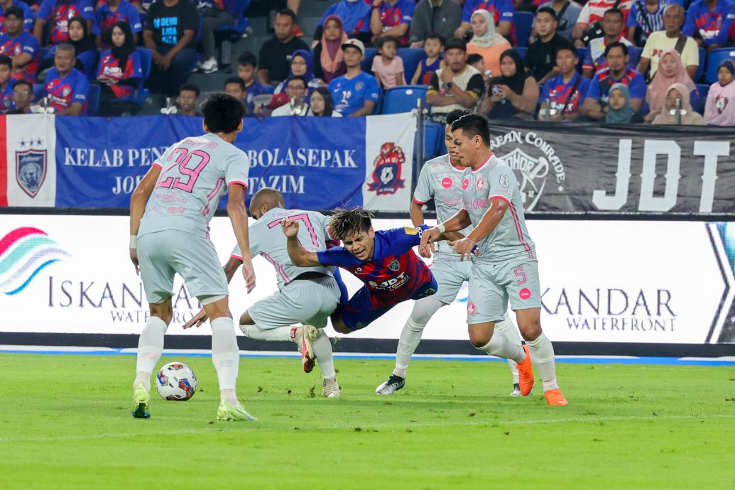 大马足总杯16强  南虎携登丹隆市晋8强