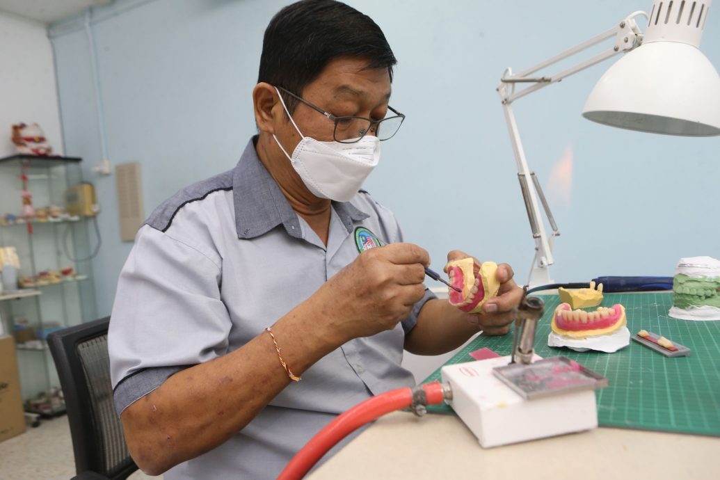 奇门罕馆 | 齿科技术协会 掌握最新牙技师技能
