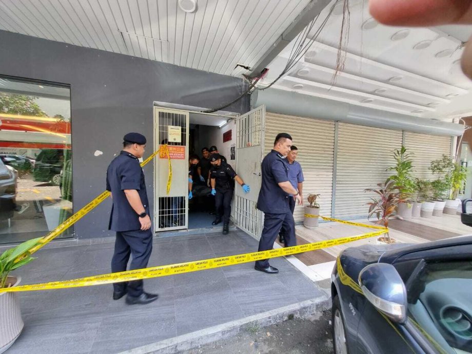 家庭纠纷引发谋杀案 妻死丈夫试图自尽受重伤