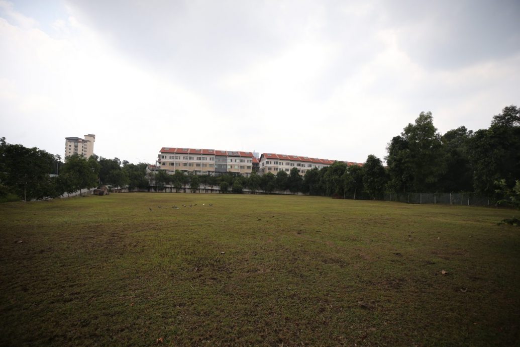 封面副文-大都会/空气污染指数破百,电访学校/5图(选下)