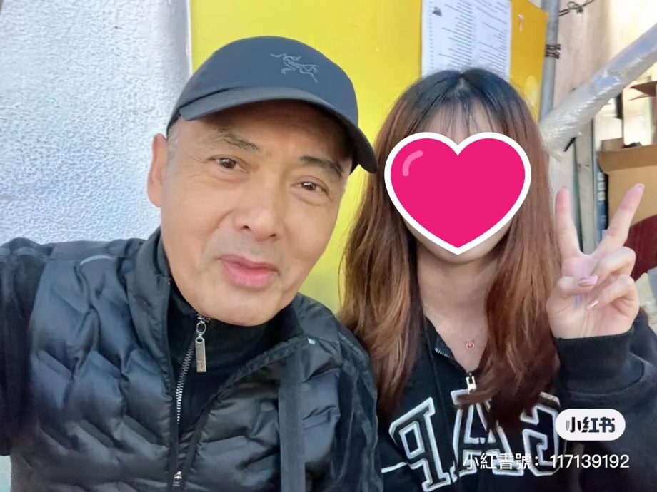 巧遇周润发锺镇涛吃大排档　亲民低调毫无明星架子