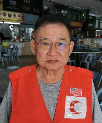 **已签发**柔:封面:【善心美事】:峇红新月会志愿援助队,热心为社会服务