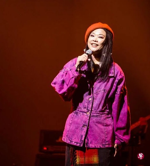 *已签发*柔:狮城二三事:坦言患精神分裂康复中 许美静将推出新歌