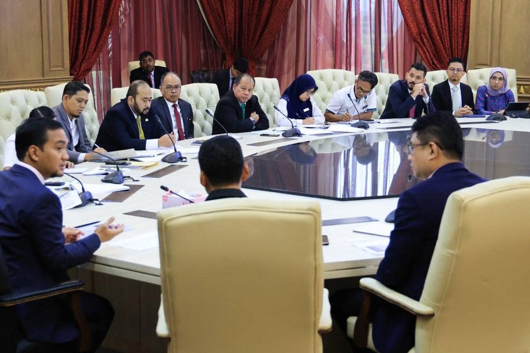 **已签发**柔:第三版头条:柔气候变迁与天灾管委会首次会议,议员不分党派共商良策