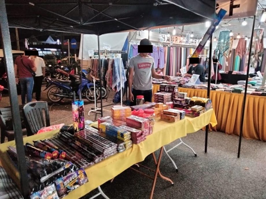 **已签发**柔：第三版头条：非法售卖烟花爆竹，36男被捕