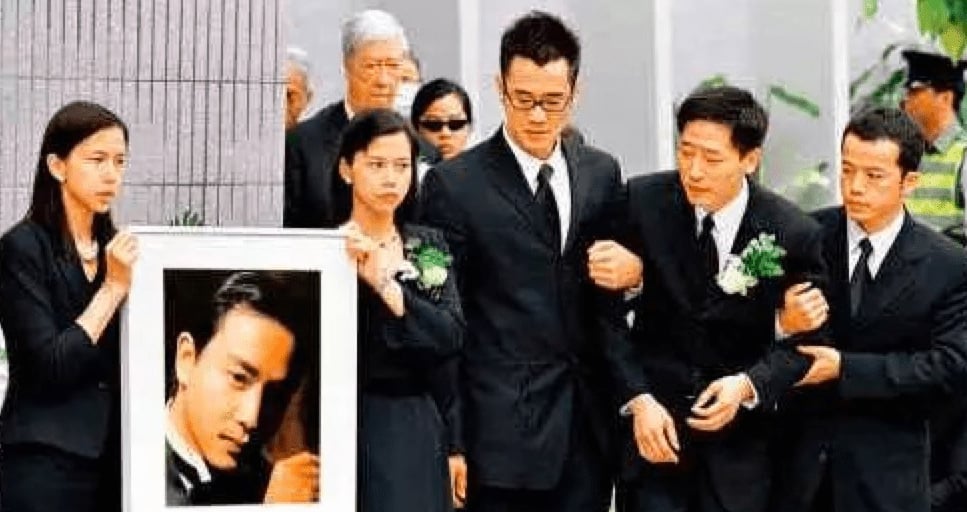 张国荣逝世20周年｜唐鹤德晒牵手照  感叹：有谁共鸣