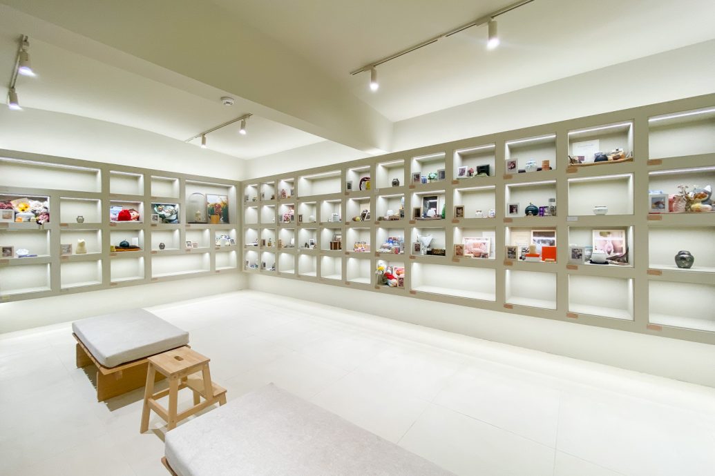 拼盘/为宠物举办葬礼 京城宠主重视爱宠“后事”