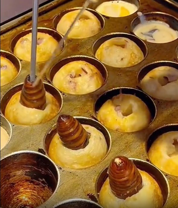 拼盘/暗黑料理蚕蛹版章鱼烧 网民:像从眼珠钻出一条虫