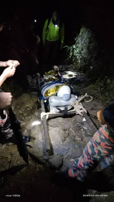 攀登神山疑高山症发作双双送院 砂夫妻阴阳相隔 刘静芝致哀