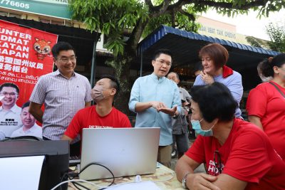 政府拨1575万予63独中 施政开明国家迈正确道路