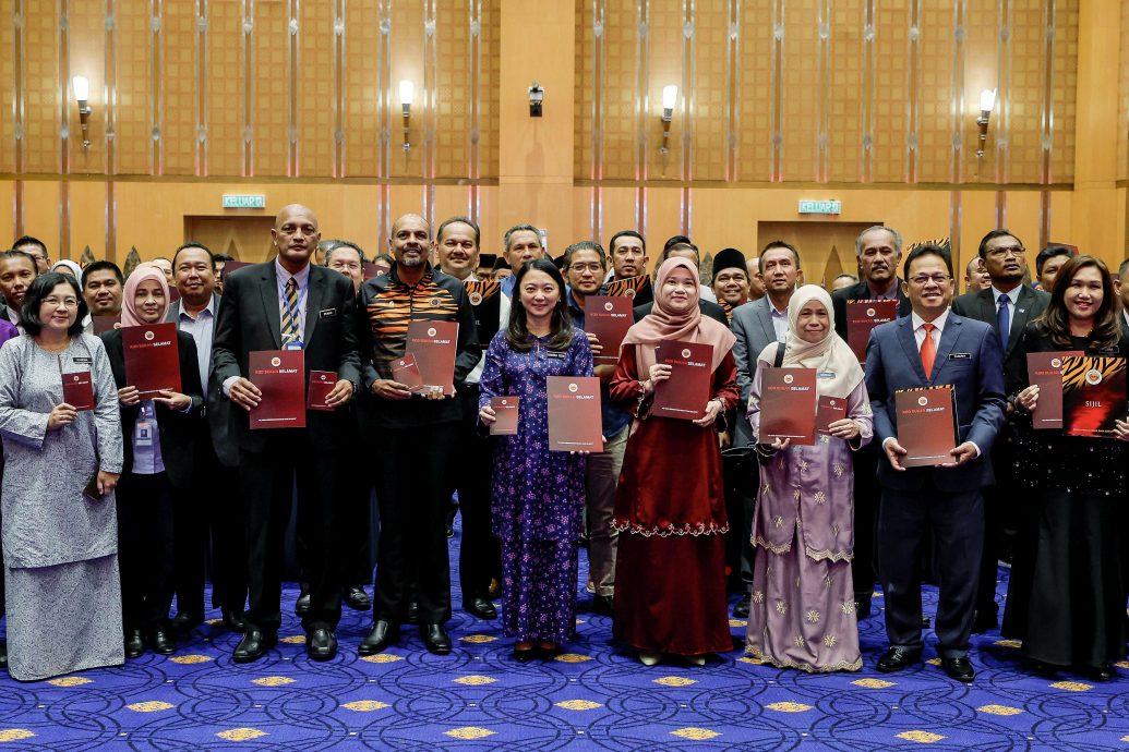 教育部与高教部60个组织 签署青体部安全运动守则协议