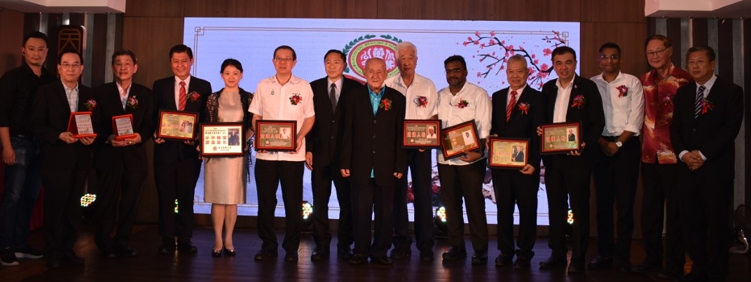 文业景:提供针灸推拿服务 15政府医院诊所设中医部