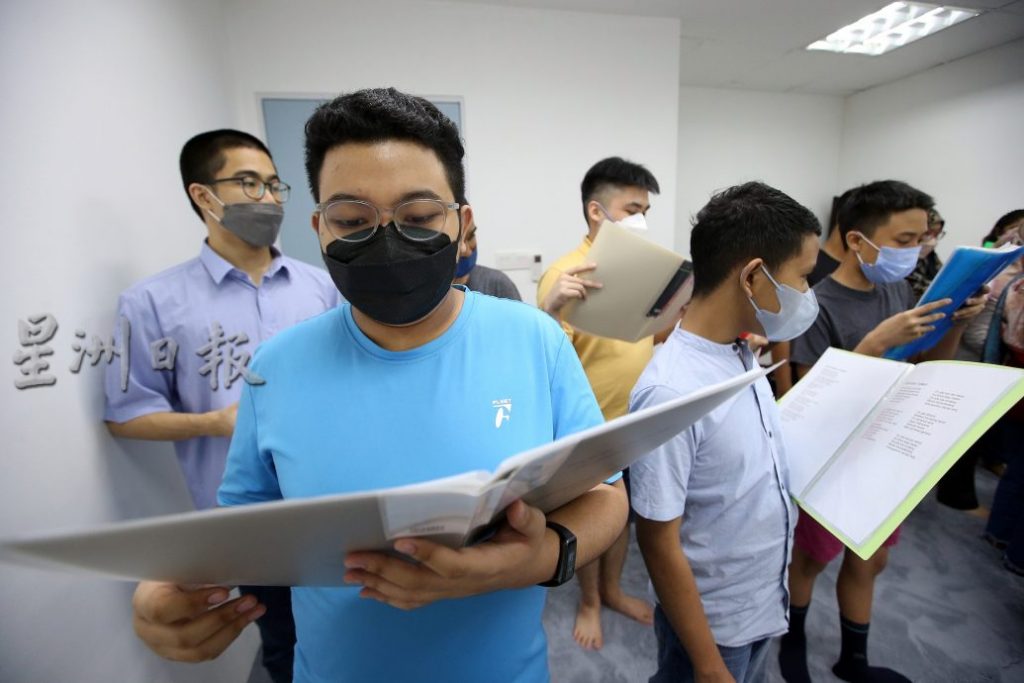 新教育（4月11日）封面故事：大马自闭症协会合唱团[摄影组] 黄安健