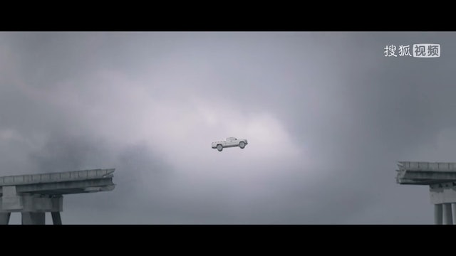 新片海报涉抄道维强森旧作曾志伟遭讽戒指没P干净