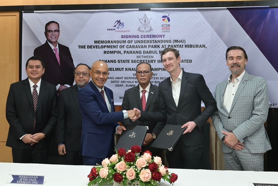 显著/东:云冰娱乐海滩打造全马首个露营车公园