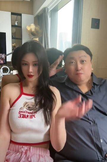 晶女郎滤镜开太大 王晶意外撞脸金正恩