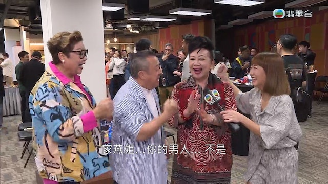 曾志伟70岁生日肥妈薛家燕齐献吻