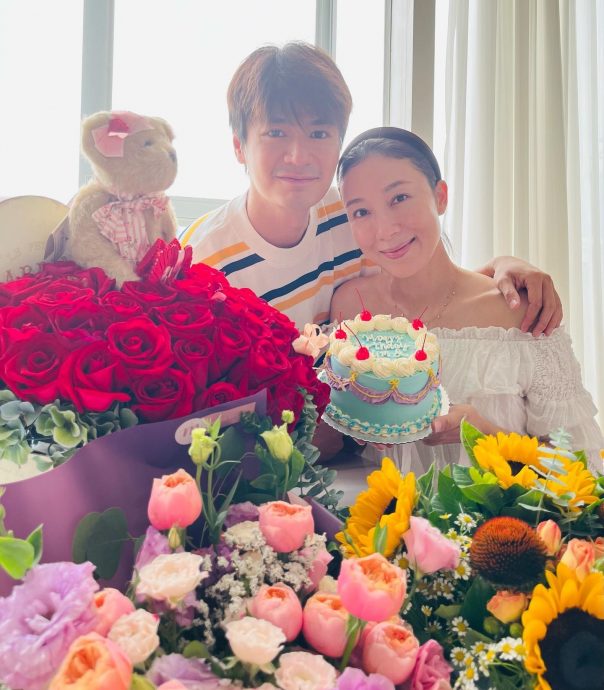 杨茜尧复工首炮 ​来马当歌唱赛常驻评审