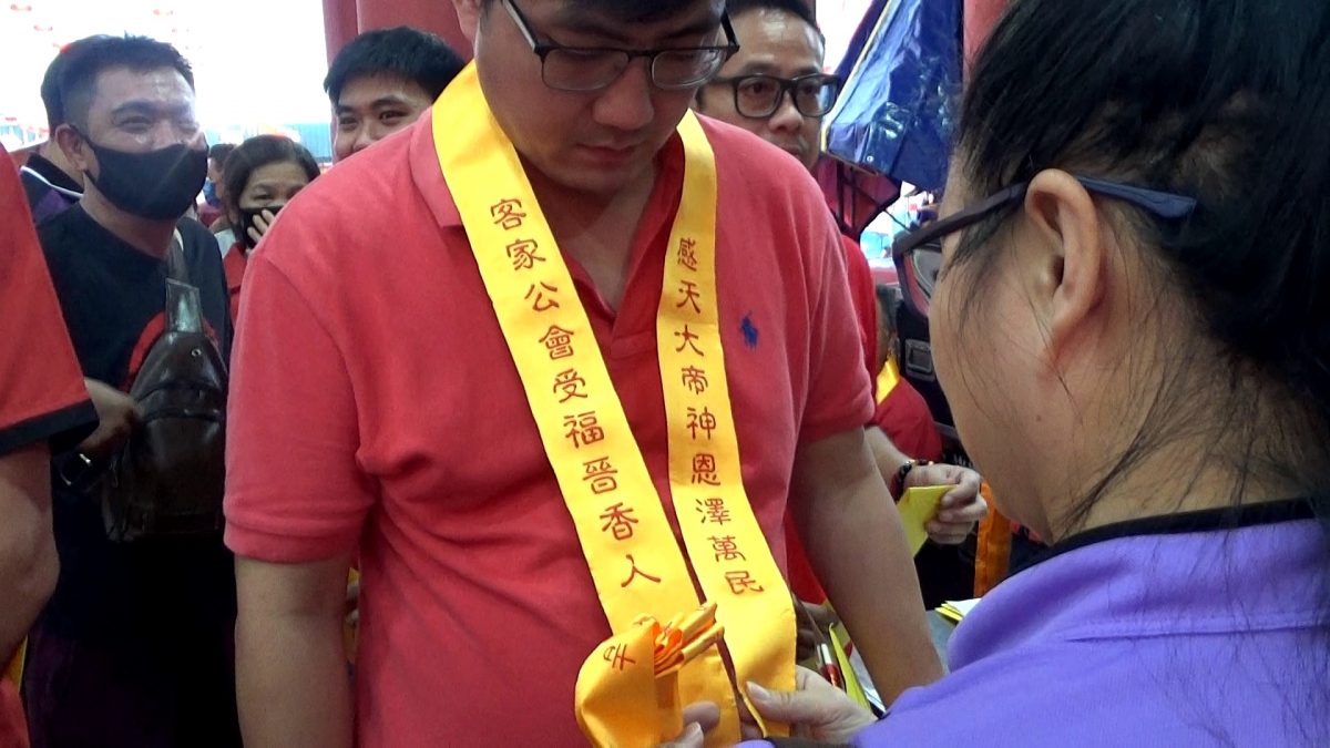 柔:【新山眼】第八集(单元4):重温柔佛古庙游神──众神身边那些事之避祸求福