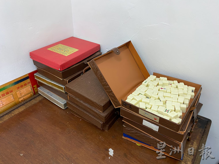 柔:【这些人那些事】(4月24日刊):峇司机协会由驾驶人士组成,曾是司机休息及消遣联络所