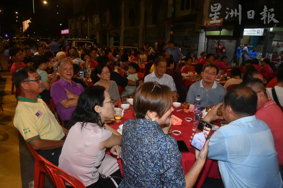 柔:专栏:新旧对照:陈文杰与“三月初三锣鼓响”民俗庙会