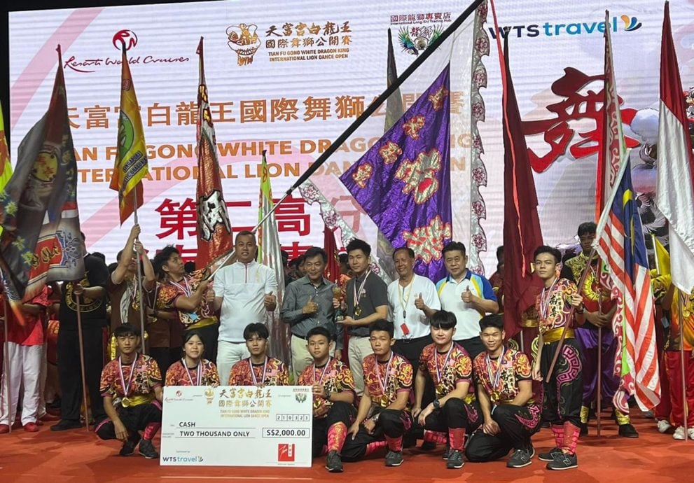 柔:南华武术龙狮团海上参赛凯旋而归