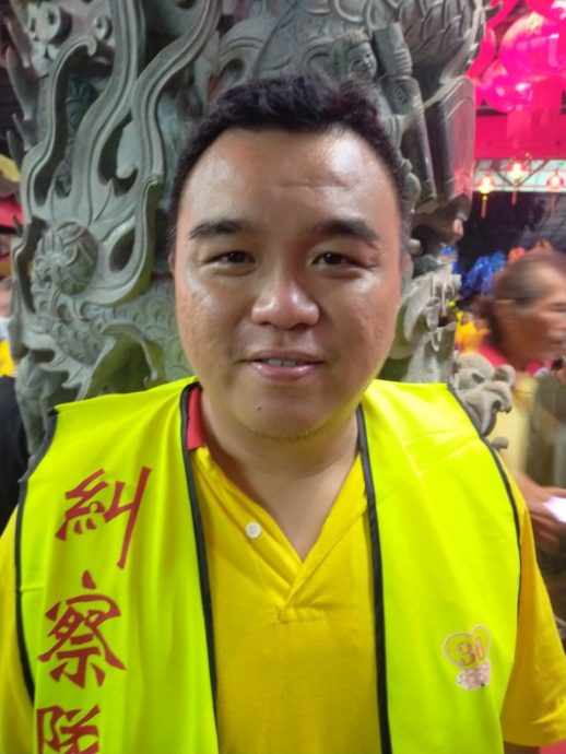 柔:新闻:东甲大老爷圣灵宫,众神夜游热烈非凡