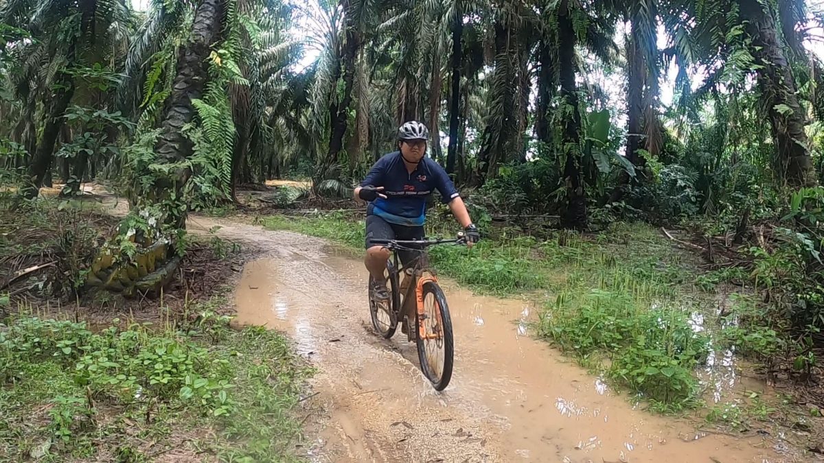 柔：时尚记事簿（4月22日刊）：越野骑行，挑战自我乐趣多