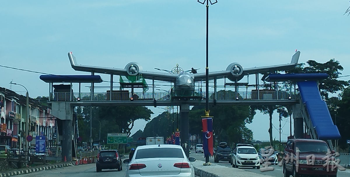 柔：民生特稿：焦点社区：联邦大道士乃大马花园  3年前遭撞毁 重建近尾声  民众期盼 天桥重启