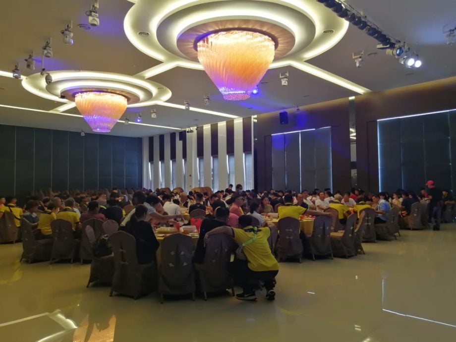 柔:版四头条:新闻:陈诗圣杯篮球赛:李银芳希望球员跟上发展脚步勿掉队