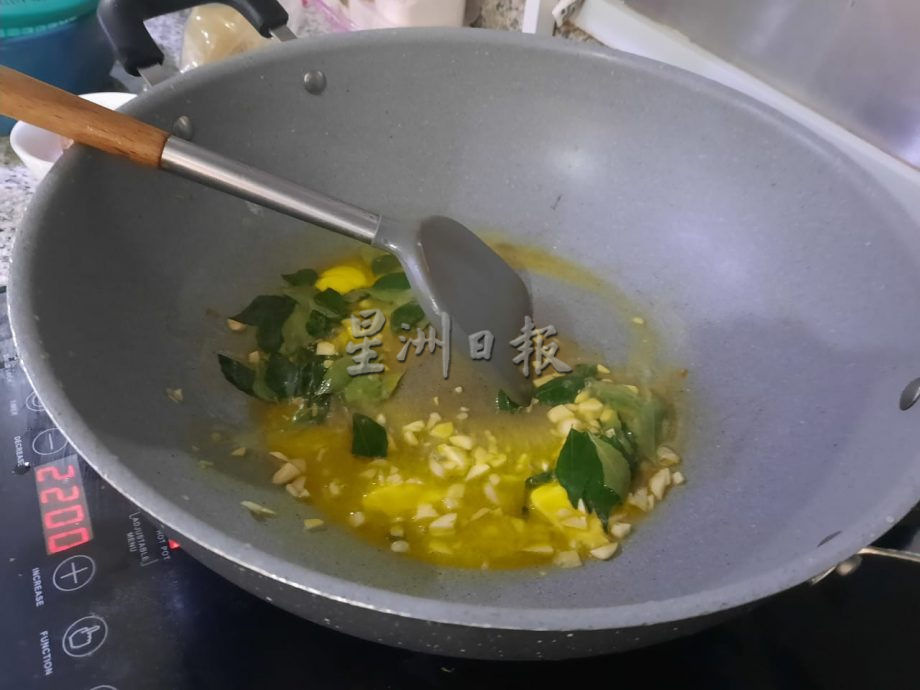 食客指路：喜欢下厨的男人，颜俊秋追求原汁原味