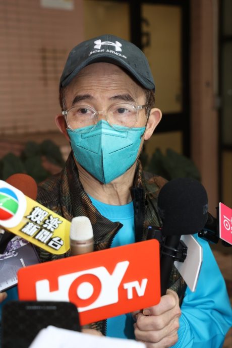 梅启明出院往探梅妈 求见被拒大闹医院推撞保安