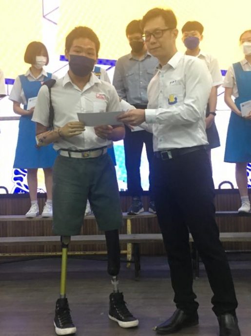 槟钟灵校友会颁奖助学金 301学生领24.75万