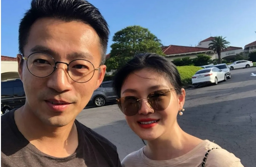 汪小菲IP显示在台湾 S妈劝他和大S“别再吵”遭回2字