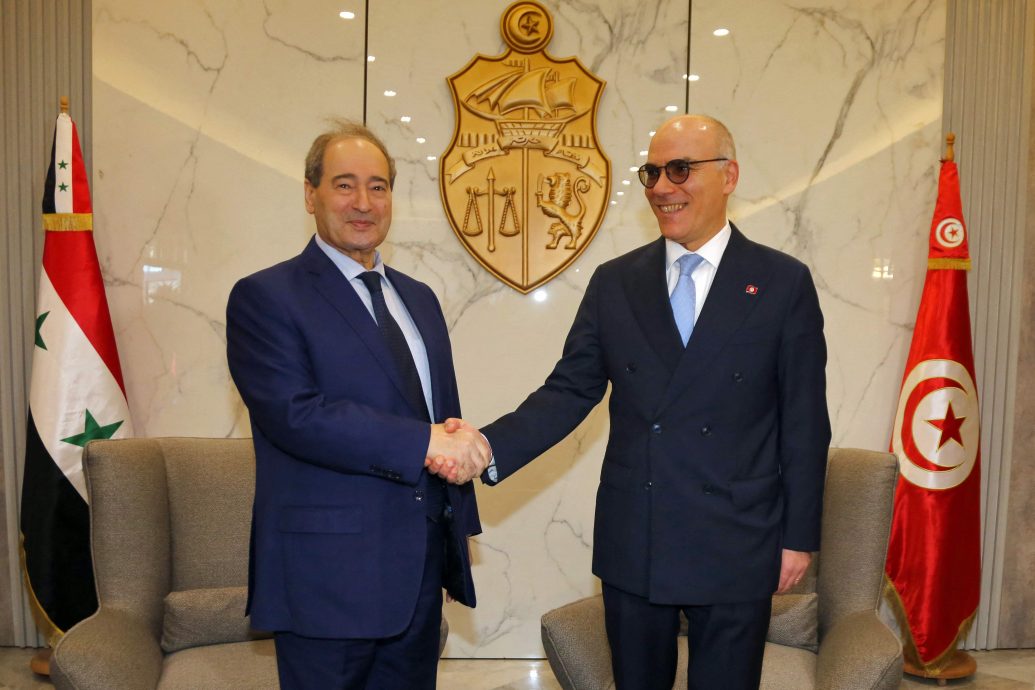 沙地外长内战后首访叙利亚