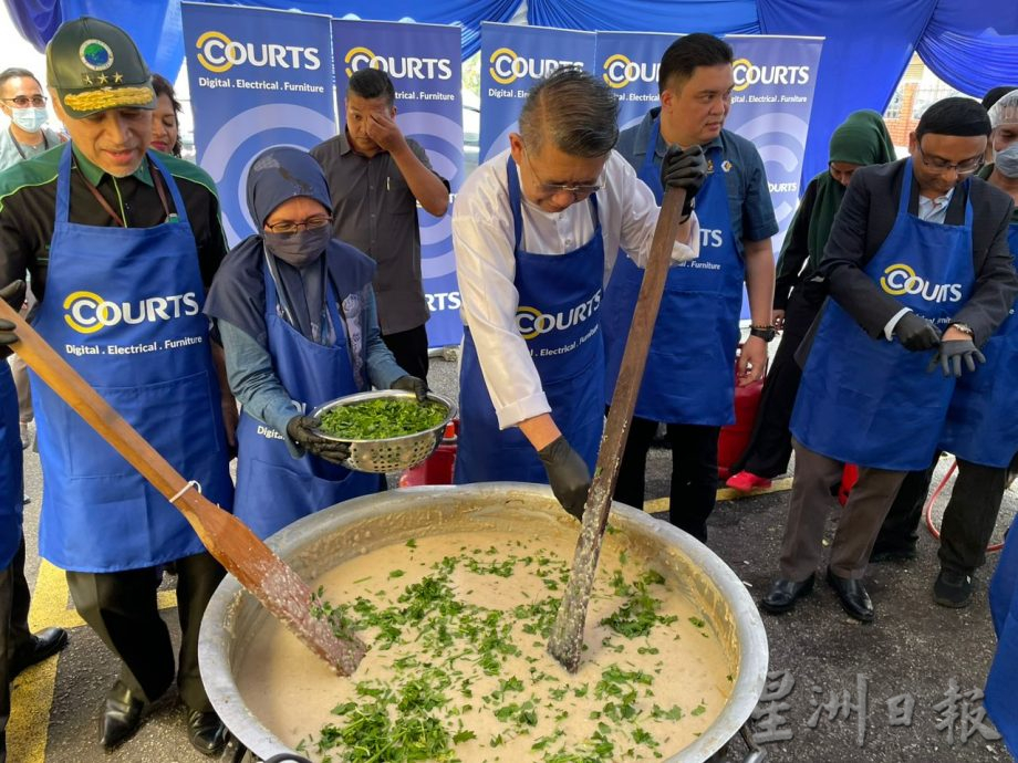 沙拉胡丁：Courts为首个加入爱心伞计划的家具电器店