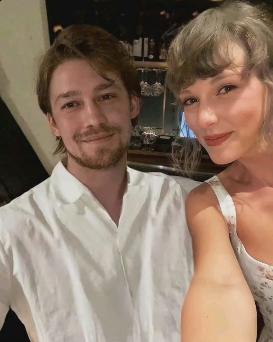 泰莱史薇芙6年恋和平分手  曾数度传已订婚