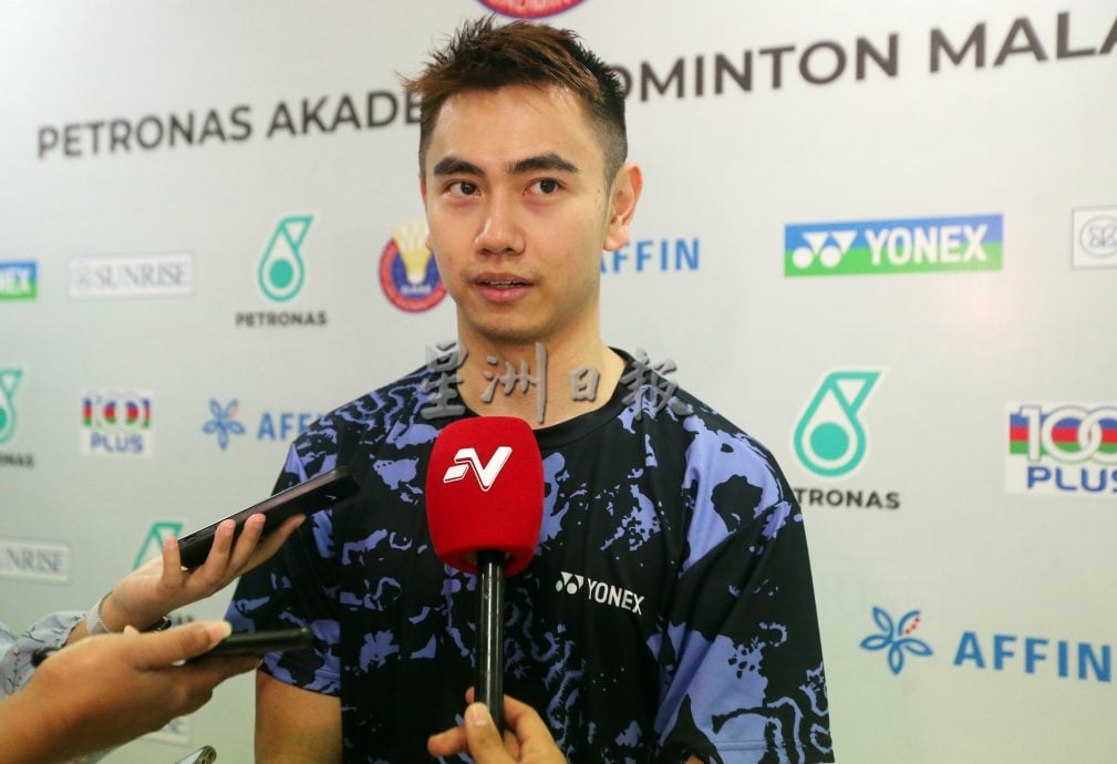 满意与锺鸿健搭档发挥 吴世飞:打关键分还需更镇定