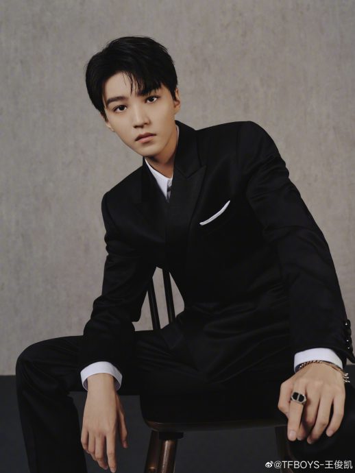 王俊凯被乱曝密会女友 撞脸网民打脸狗仔造谣