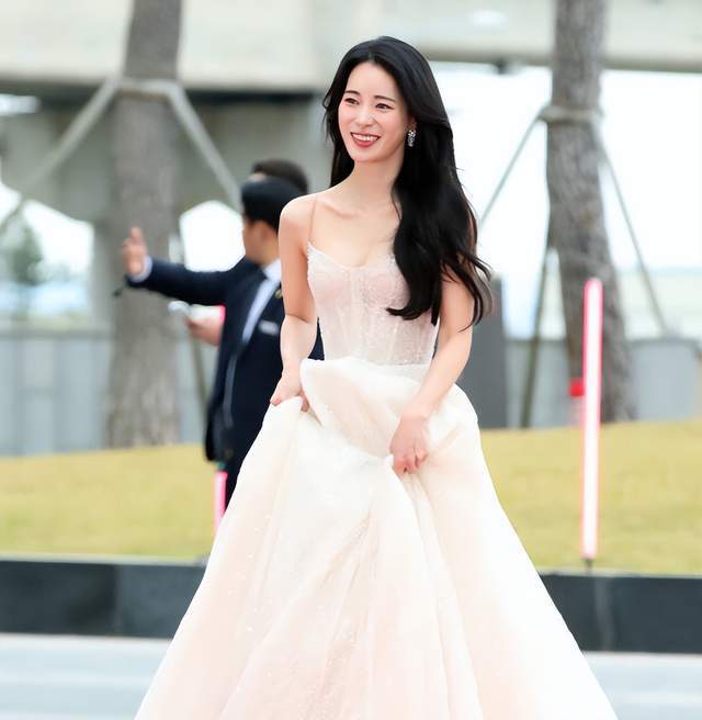 百想艺术大赏|宋慧乔出道27年首夺视后 林智妍夺女配放闪谢李到晛