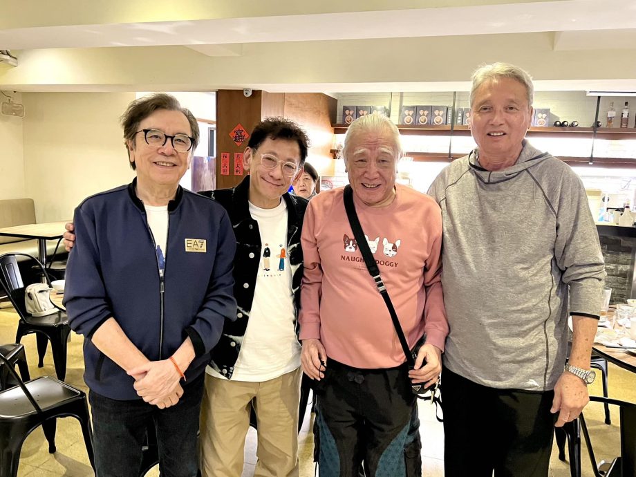 秦祥林满头白发返台 网赞还是帅哥