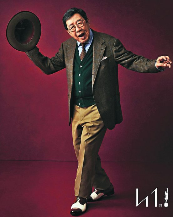  称好演员要准时能挨 胡枫获金像奖终身成就奖